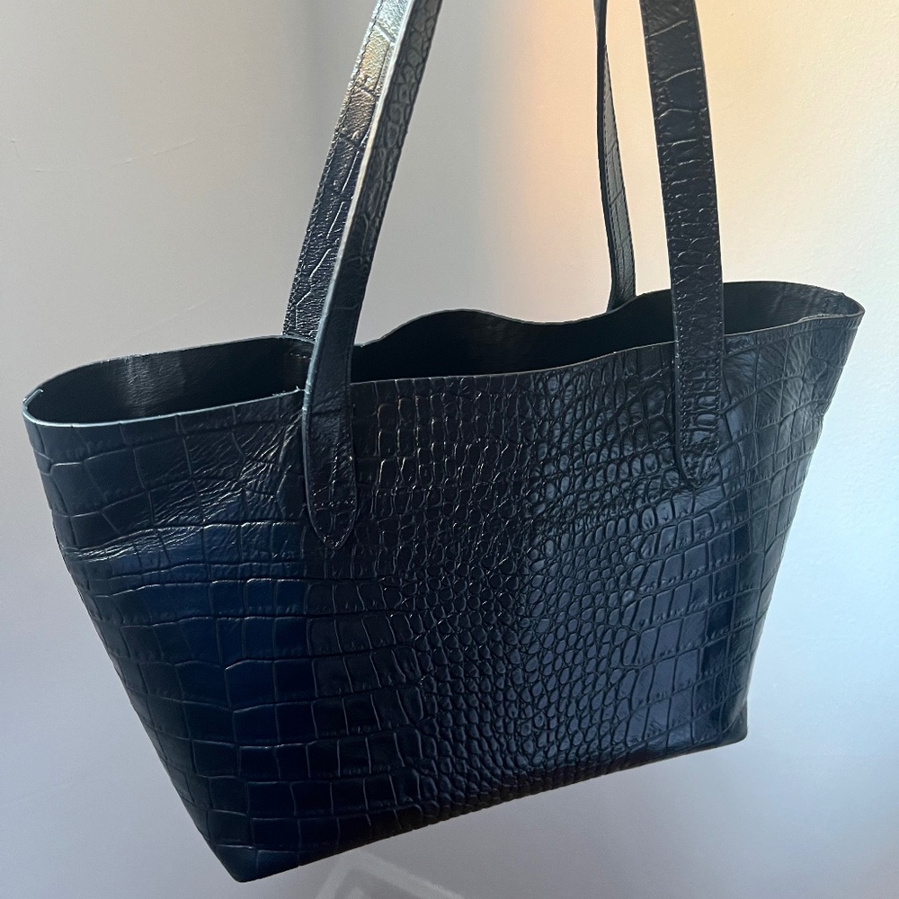 Cuyana croc embossed small structures tote